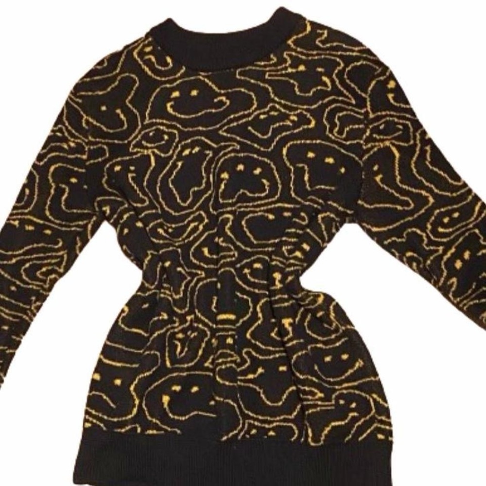 Black and yellow smiley crewneck
